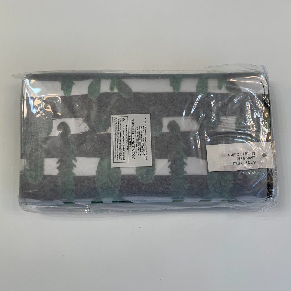 Cactus World Zip Around Wallet - Puffy Style - Stripes/Cacti - NWT - Picture 4 of 5